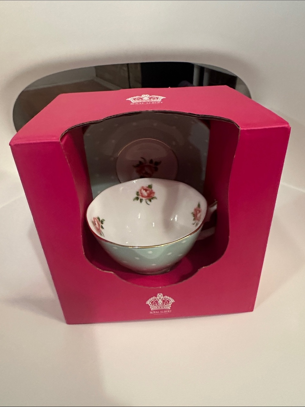 Royal Albert Pink & Green Rose Teacup in Gift Box